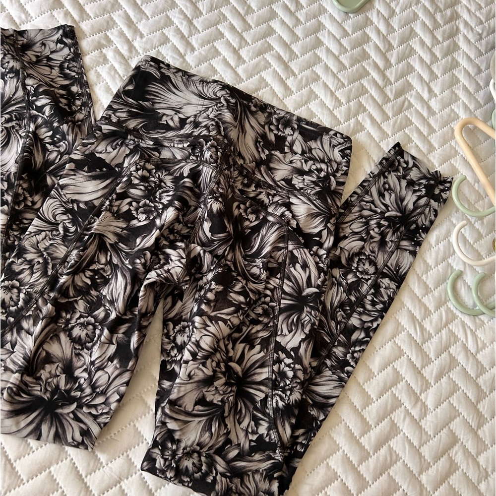 Not worn leggings Lululemon